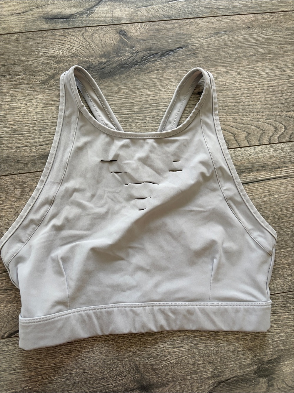 High-Neck Cutout Sports Bra - Light Gray Alo Yoga size Medium M